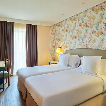 Fenix - Adults Only Recommended 4*