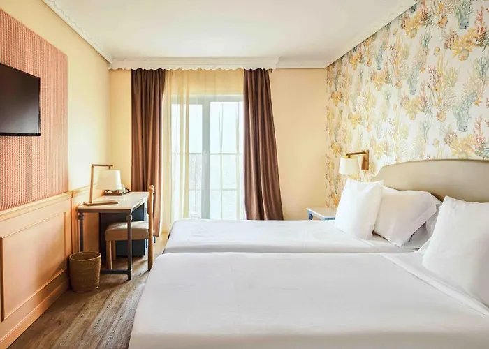 Fenix - Adults Only Recommended טורמולינוס