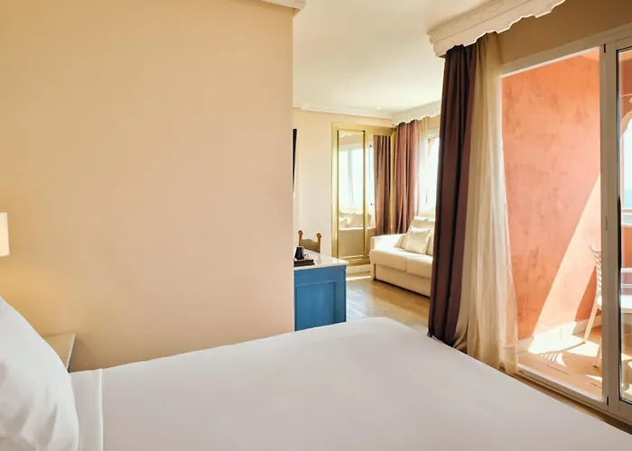 מלון Fenix - Adults Only Recommended טורמולינוס