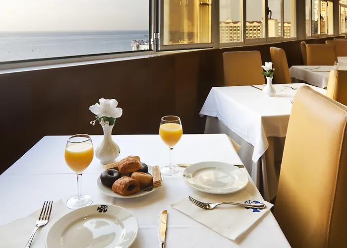 Fenix - Adults Only Recommended טורמולינוס